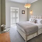 Host & - One Mulgrave Place