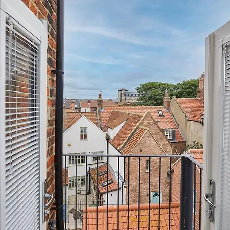 Host & - One Mulgrave Place Whitby