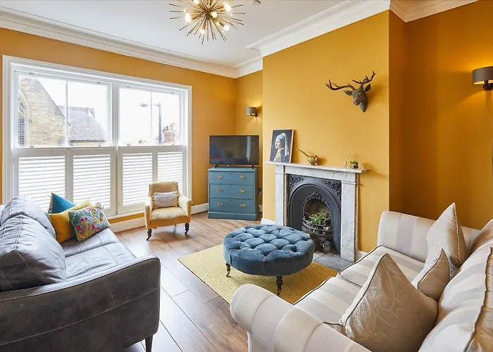 Host & - One Mulgrave Place * 휫비